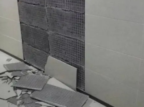 鄂温克瓷砖空鼓维修公司分享下鄂温克墙砖松动维修的知识